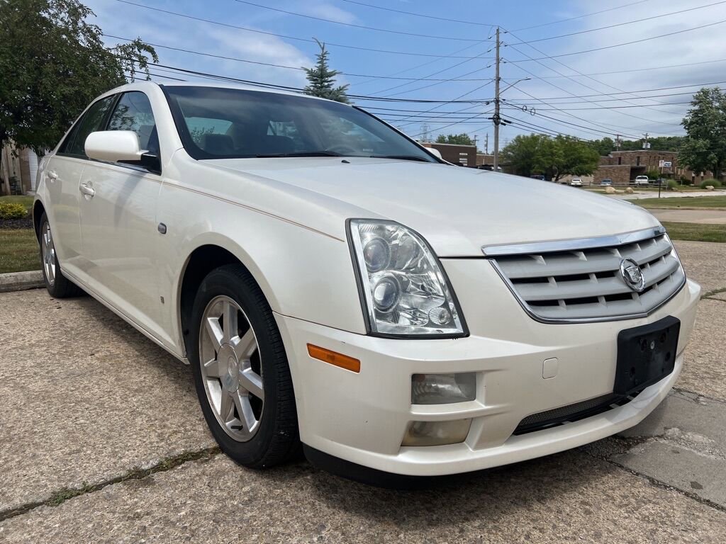 2006 Cadillac STS w/ Preferred Equipment Group (1G6DW677360220055)